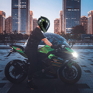 Casque de moto particulier