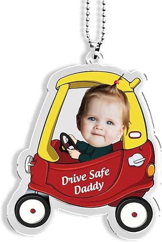 Drive Safe Daddy Décoration de voiture à suspendre, décoration personnalisée à suspendre pour voiture, cadeau de première voiture de fils, fille à papa, maman, décoration d'intérieur de voiture (style - Poukt